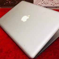 Apple MacBook Pro 13” I5/8GB/256GB SSD $140