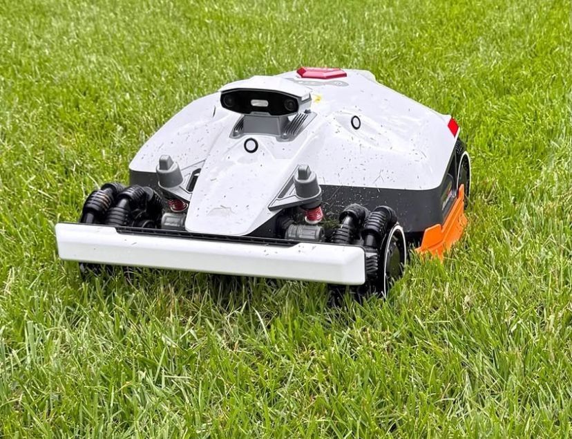 LUBA-1-AWD-5000-Robotic-Lawn-Mower