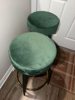 (2) Barstools