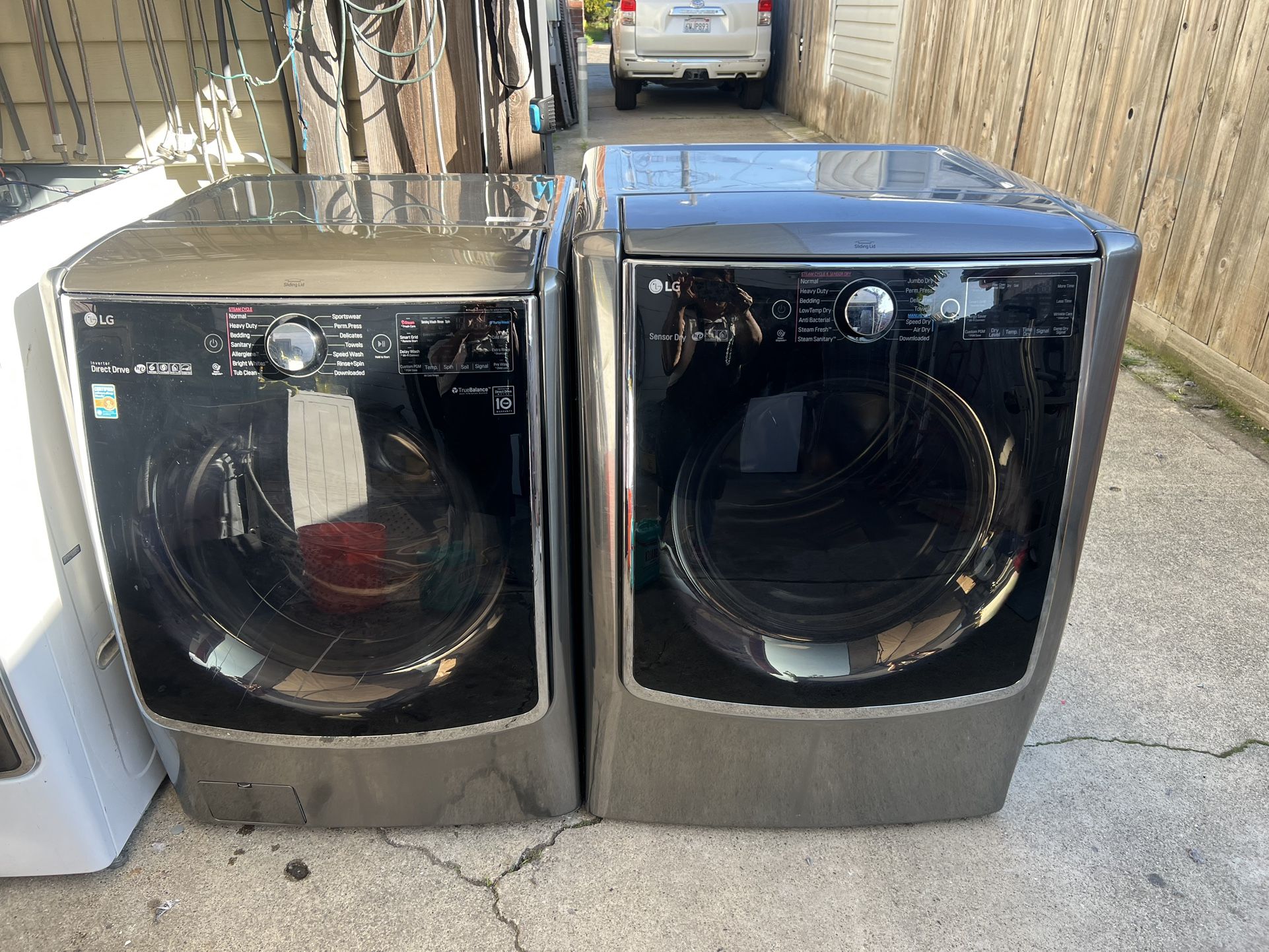 LG front load electric washer and dryer, 220 volts, XL capacity. Washer 5.2, dryer 9.5. Three-month warranty. Free delivery in the Oakland area. Outsi