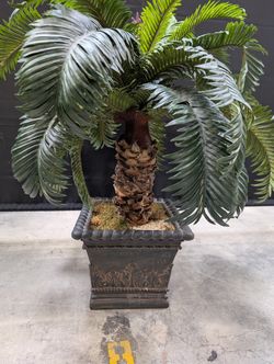 Lifelike Faux Palm Tree in Ornate Decorative Planter