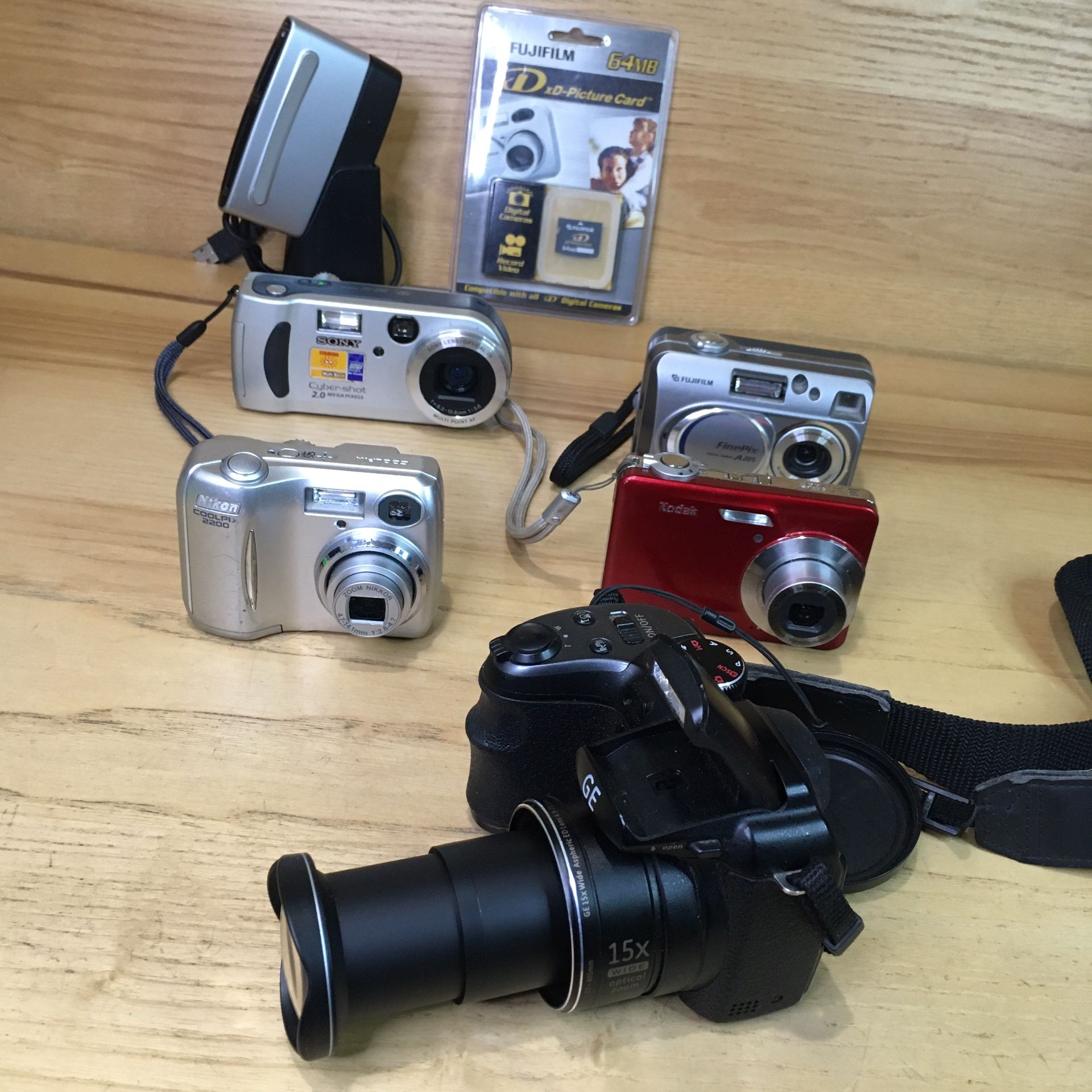 Miscellaneous Vintage Digital Cameras.