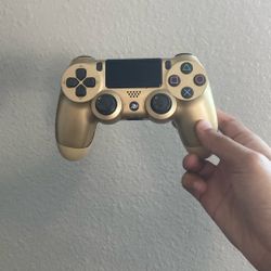 Gold PlayStation 4 Controller