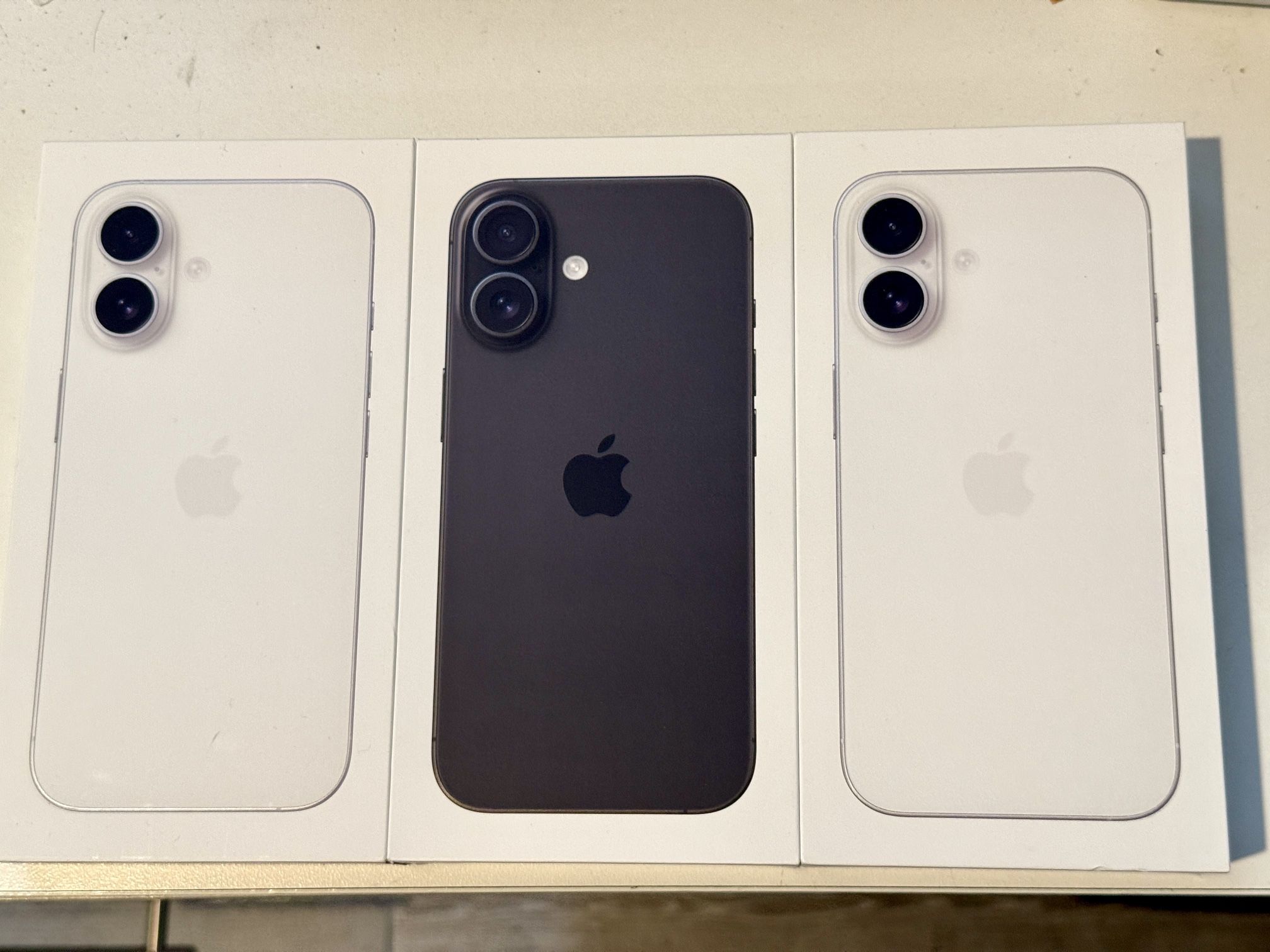 T-Mobile iPhone 16, 128gb NEW SEALED LOCKED TMOBILE