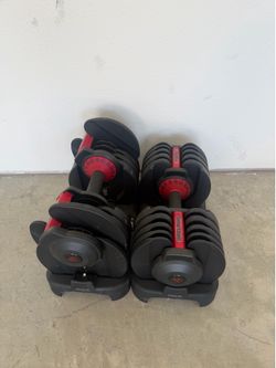 Adjustable Dumbells Set