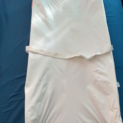 Munchkin secure grip waterproof diaper  changing pad