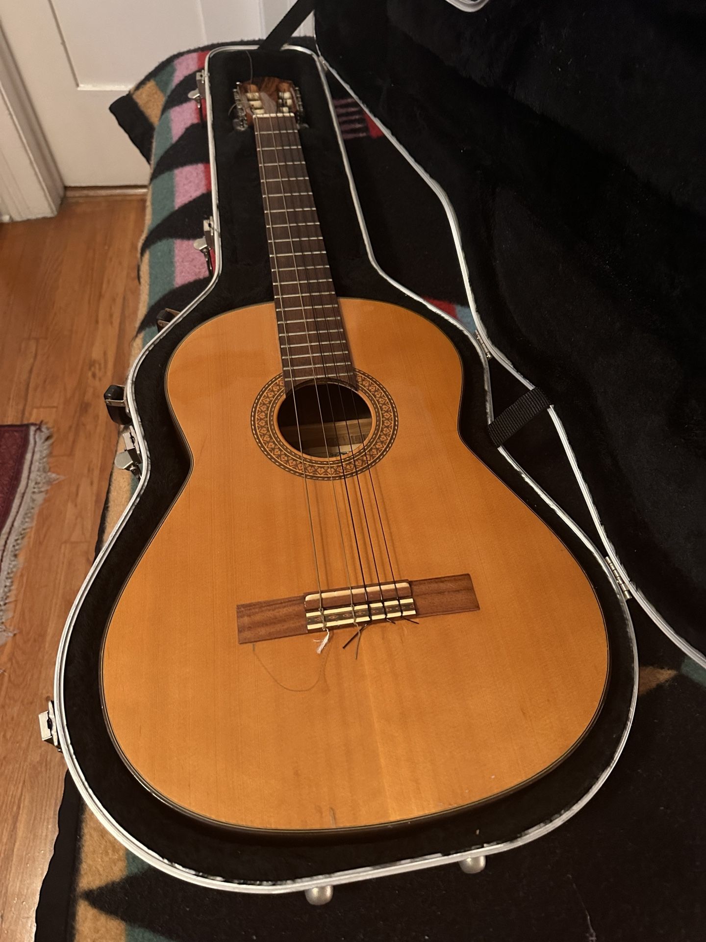 Vintage Acoustic Guitar