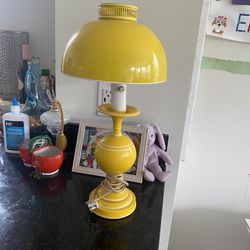 Vintage Yellow Lamp