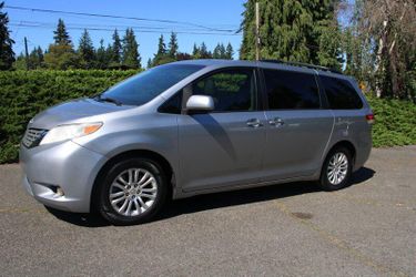 2011 Toyota Sienna