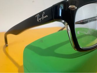 Ray-Ban Black Frame Glasses