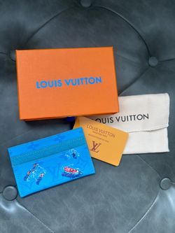 Louis vetton swimming card holder