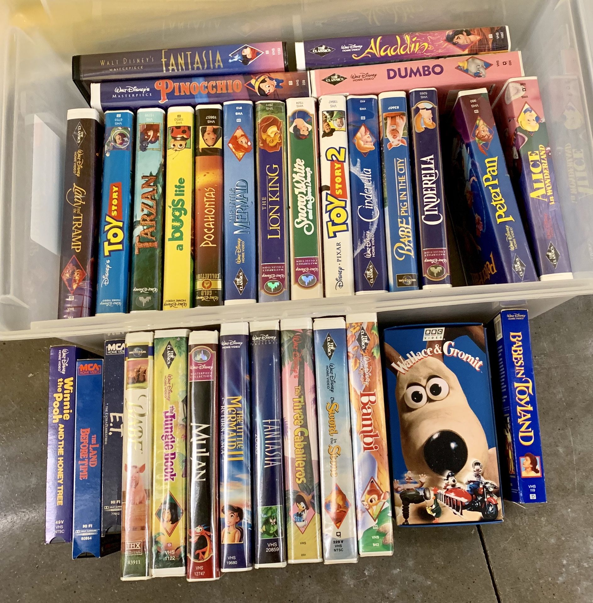 31 DISNEY Kids Movies VHS Video Tape Lot / Collection