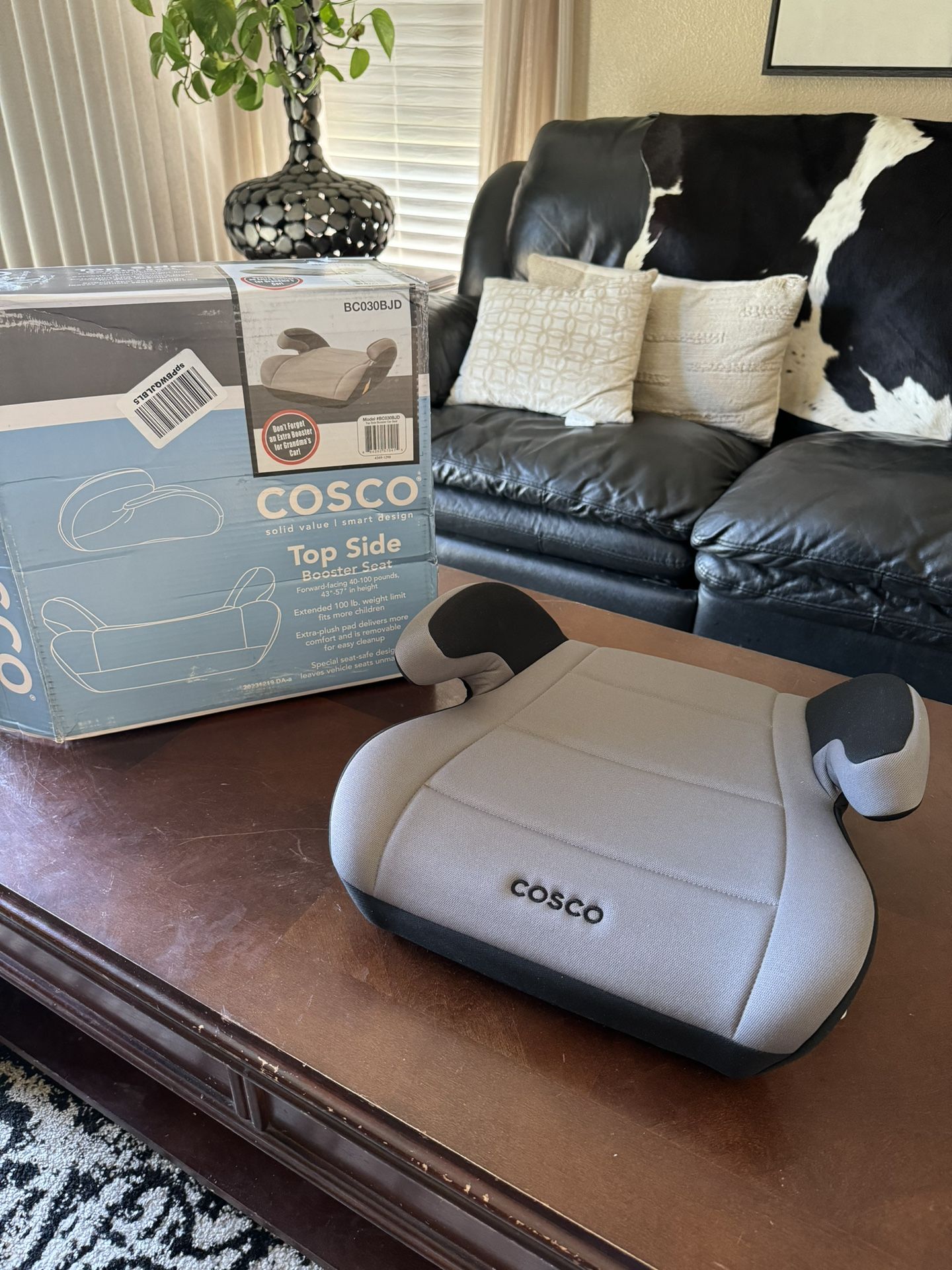 New Cosco Backless Booster Car Seat