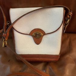Dooney & Bourke Purse 