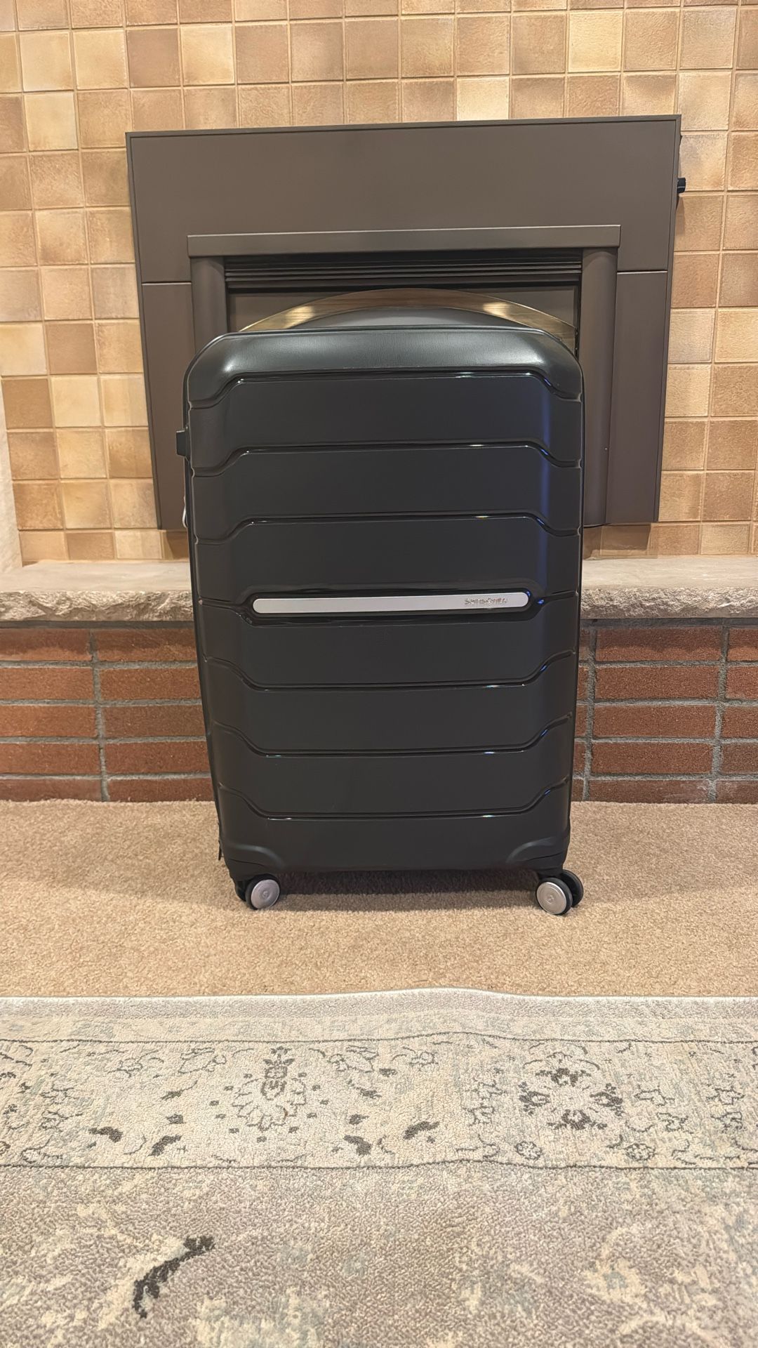 Samsonite Freeform Large suitcase