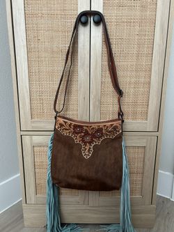 Cartera Y  Bolsa De Mano 