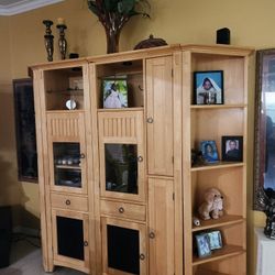 Wall Unit With Shelves 