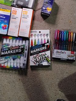 Art Supplies Lot – Markers and Gel Pens