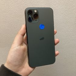 Factory Unlocked Iphone 11 pro 64 gb comes with store warranty 