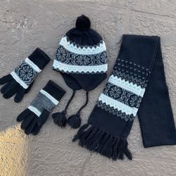 Like new women’s snowflake winter hat, scarf, and gloves set