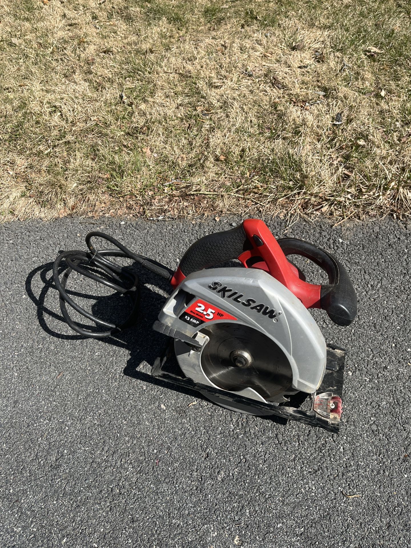 Electric Skil Saw
