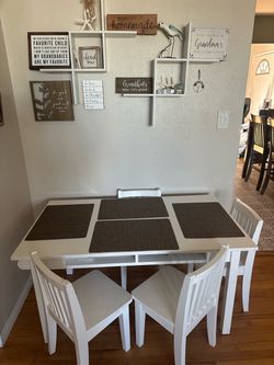 Kids table