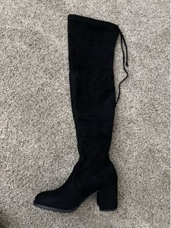 Women’s knee high booties