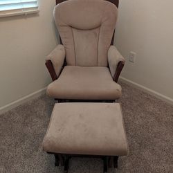 Rocking chair and ottoman 