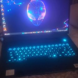 Alienware  M16 R1 Laptop