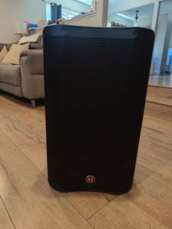 Harbinger VARI V2312 Powered Speaker – FOR PARTS / REPAIR