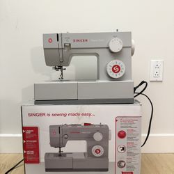 SINGER Heavy Duty Sewing Machine 4423