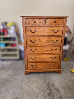 Chest of drawers