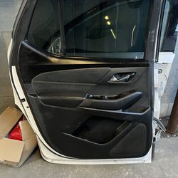 2018-2021 Chevrolet Traverse Rear Left Passenger LH Side Panel Door Trim