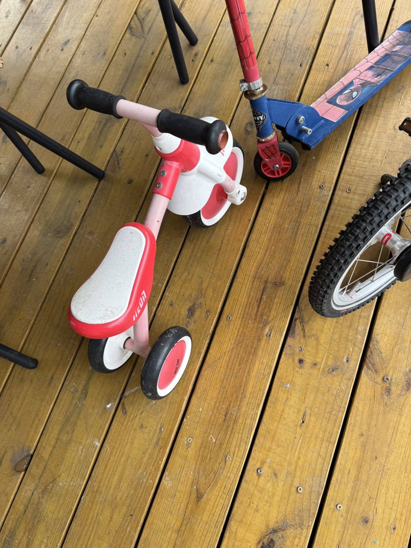 Kids Beginner Tricycle And Spider Man Scooter And Roller SkatesWith Kids Pads
