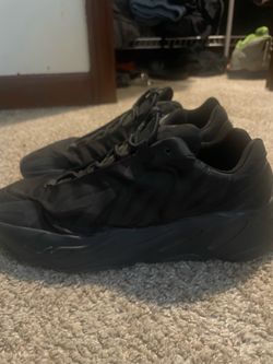 Yezzy 700v2