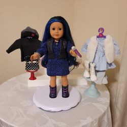 American Girl Doll  #92 Street Chic Truly Me Bundle