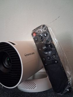 Smart Projector (MagCubic)