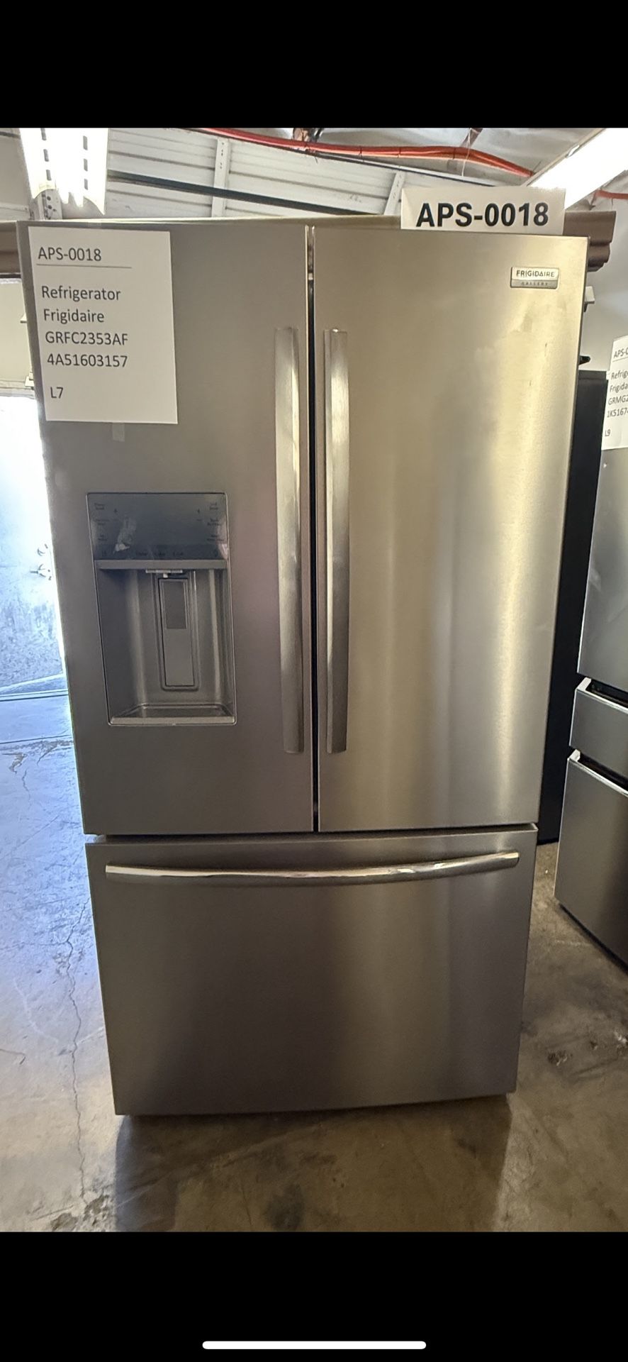 Frigidaire 22.6 cu ft French Door Refrigerator, Stainless, Ice Maker, Adjustable Shelves (GRFC2353AF) 0018