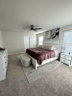 Bedroom set