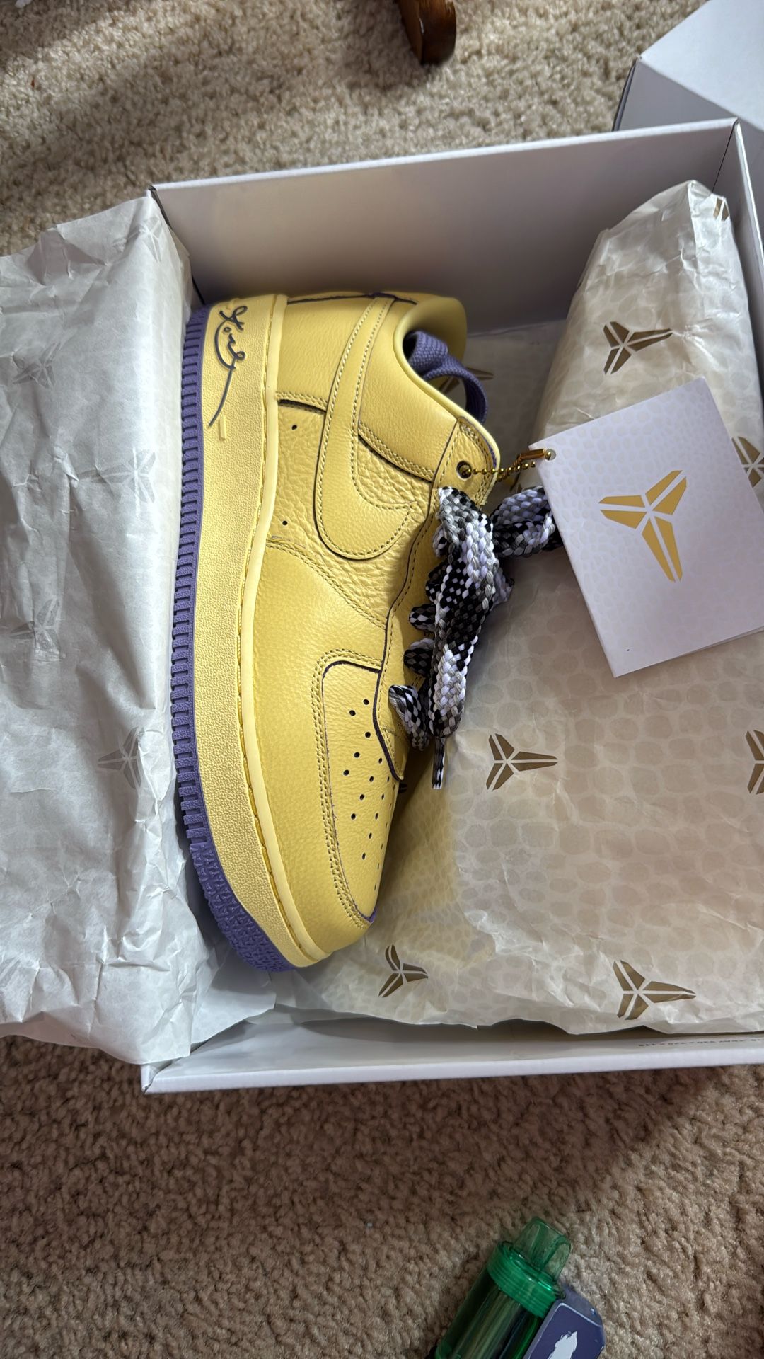 Kobe Forces ! 9 1/2 Wit Receipt From Bait.!