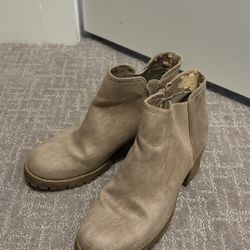 Low Ancle Boots Beige