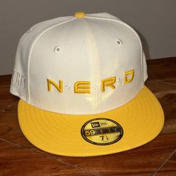 N.E.R.D. New Era Pleasures Snapback - NEW Size 7 1/8 Pharrell Williams