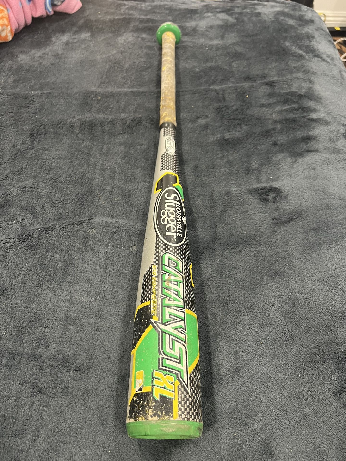 Louisville Slugger Catalyst Xl -12 27 inches 15 ounce 2 3/4 barrel great condition