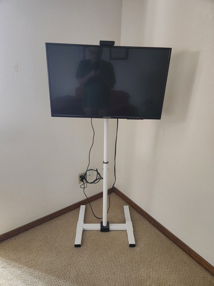 32 Inch Fire TV and TV Stand