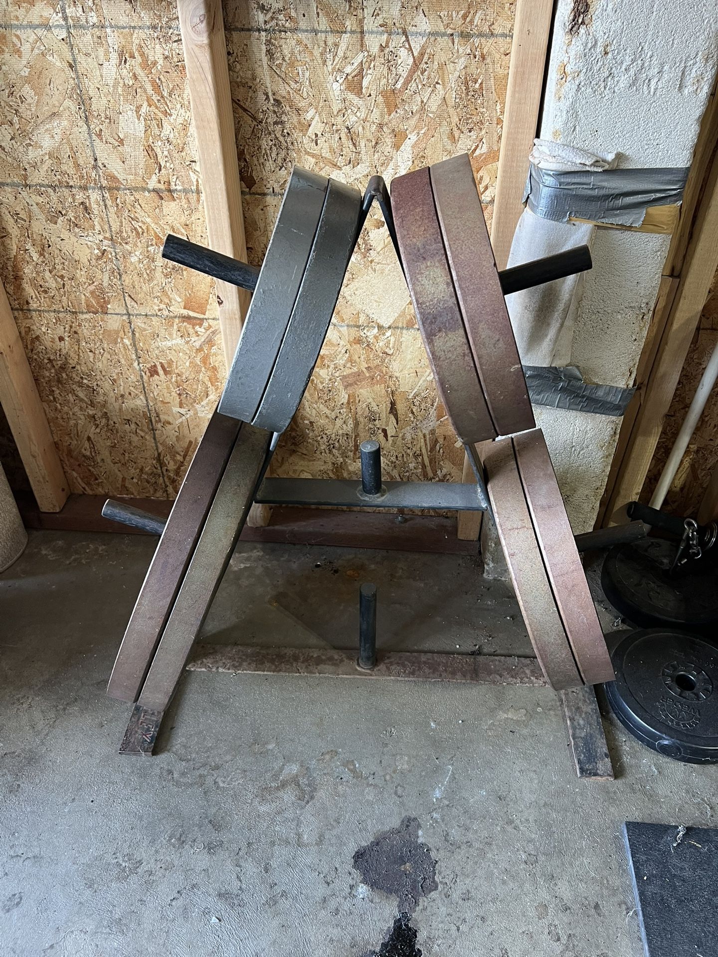 Ivanko 260LB Plate Set and Barbell