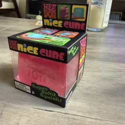 NeeDoh Nice Cube (pink)