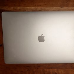 MacBook Pro 2019 (15 Inches)