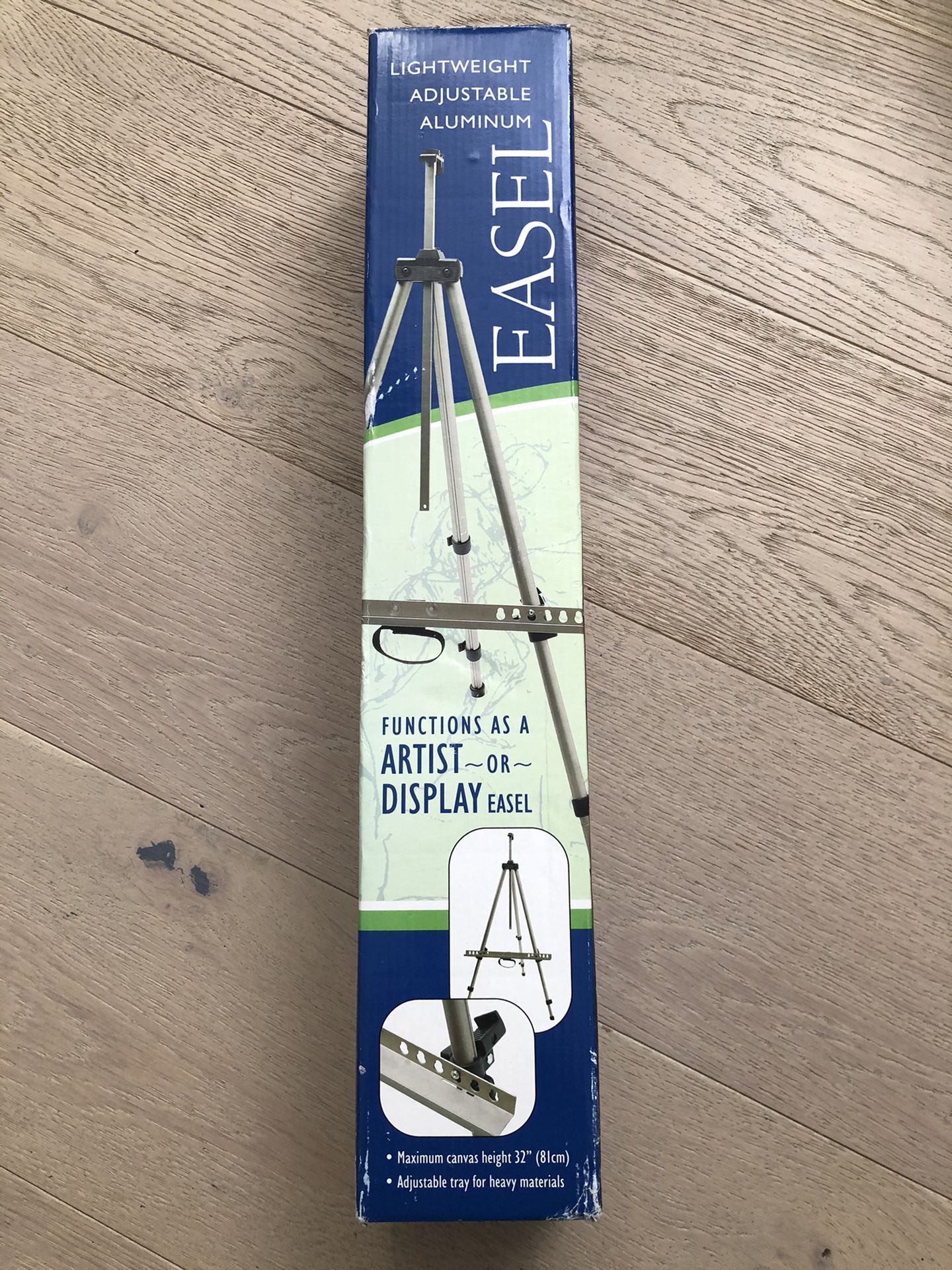 Adjustable display art easel with carry case like new