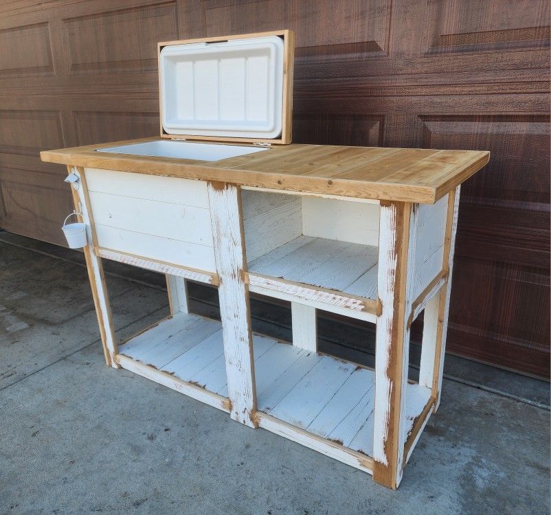 Farmhouse Rustic Table Cooler 