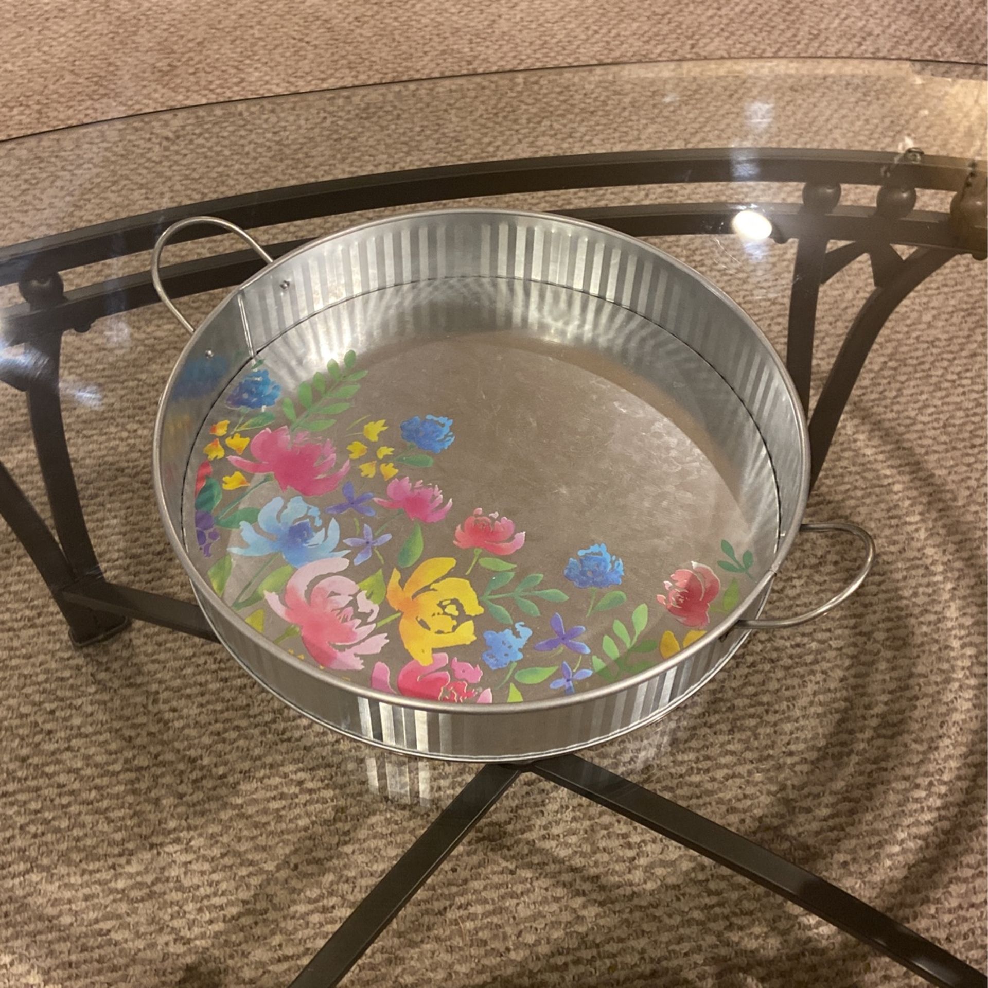 Metal Tray With Flowers
